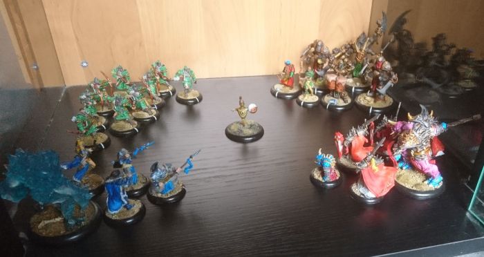 Older overview of the painted figures Older overview of the painted figures